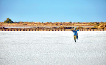 Οφέλη από λουτρό θαλασσινού αλατιού