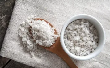 Dead Sea Salt Vs. Sea Salt librakv/iStock/GettyImages