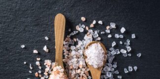 Pink Himalayan Salt vs. Sea Salt: Which Is Better for You?