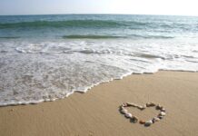 Οι θεραπευτικές ιδιότητες της θάλασσας Τα πολύτιμα συστατικά του θαλασσινού νερού