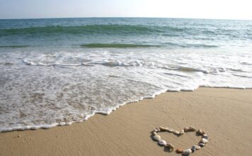 Οι θεραπευτικές ιδιότητες της θάλασσας Τα πολύτιμα συστατικά του θαλασσινού νερού