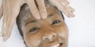 Is it Safe to Exfoliate the Face Daily With Sea Salts?