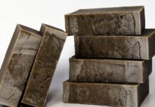 ΟΦΕΛΗ ΤΟΥ ΣΑΠΟΥΝΙΟΥ ΛΑΣΠΗΣ ΤΗΣ ΝΕΚΡΗΣ ΘΑΛΑΣΣΑΣ ΓΙΑ ΑΝΔΡΕΣ